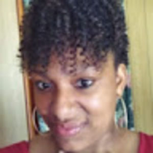 Meet your Posher, Simone